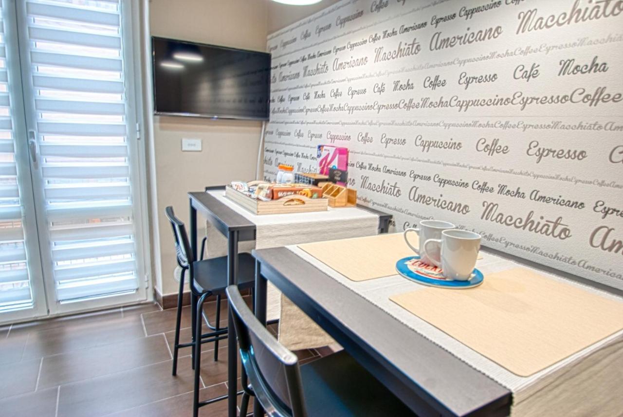 B&B Civico 168 Bellerofonte อาเวลลีโน ภายนอก รูปภาพ